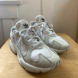 ADIDAS YUNG-1